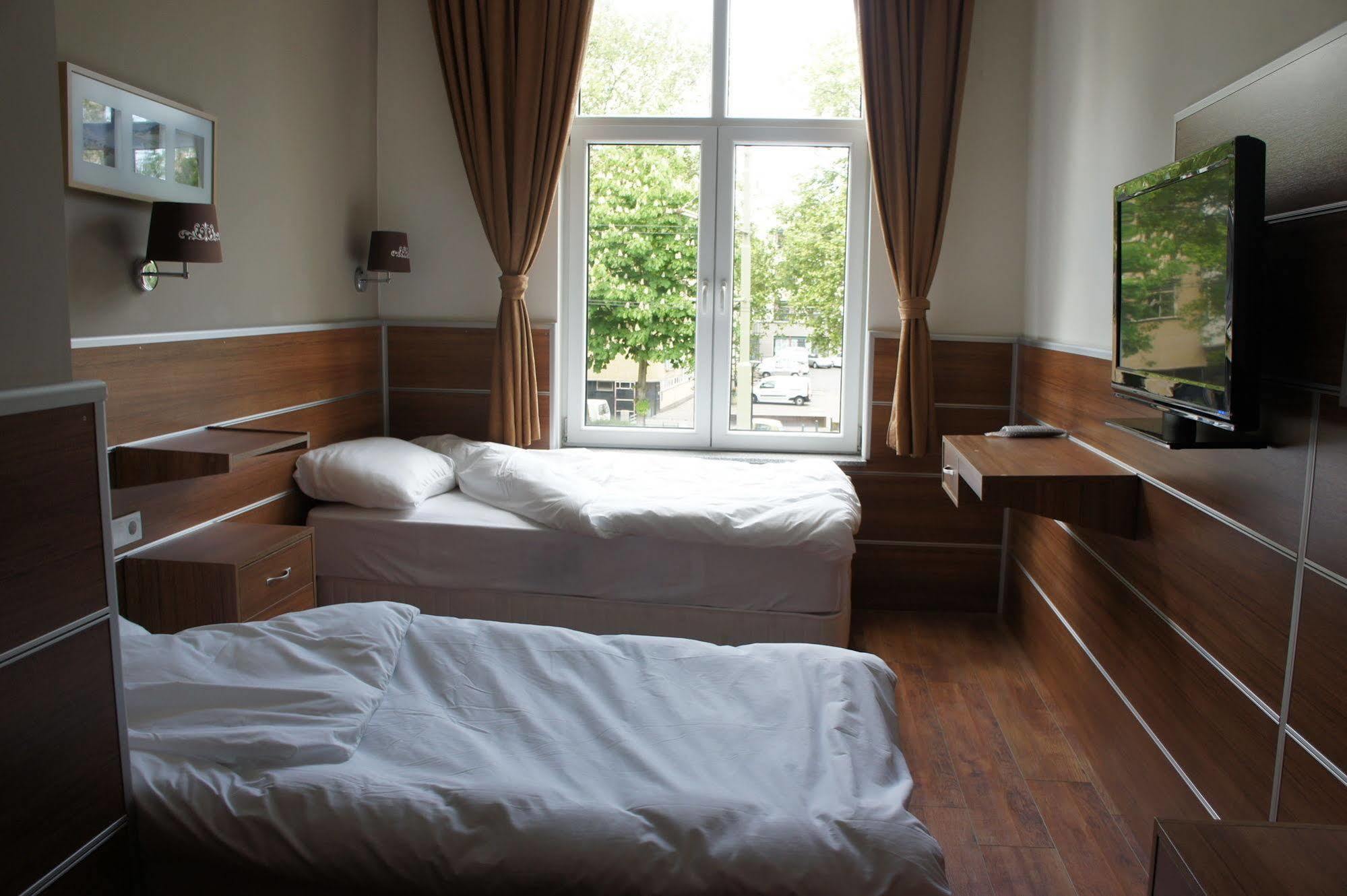 Hotel Erasmus Rotterdam Kültér fotó